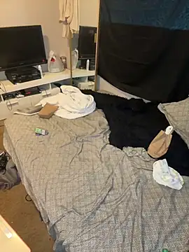 1n0nlythroat online show from 5, 11, 2025