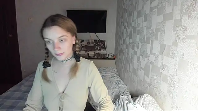 AlisTris online show from 5, 10, 2025