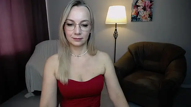 Snapshot of Ava_Elior chatting on 24, 9, 2025 Ava Elior online show from 24, 9, 2025