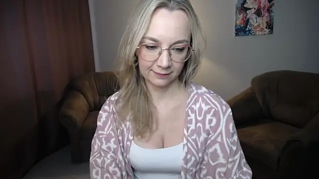 Ava Elior online show from 17, 7, 2026