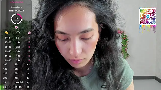 Snapshot of FlirtyAura chatting on 26, 2, 2026 FlirtyAura online show from 26, 2, 2026