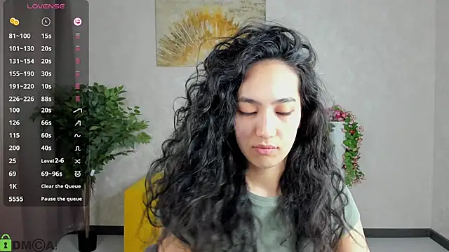 Snapshot of FlirtyAura chatting on 4, 3, 2026 FlirtyAura online show from 4, 3, 2026