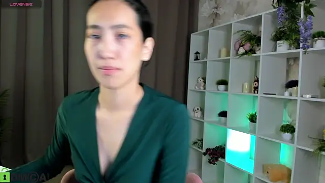 FlirtyAura online show from 30, 5, 2026