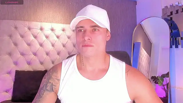 Snapshot of connorsmiith chatting on 9, 5, 2026 connorsmiith online show from 9, 5, 2026