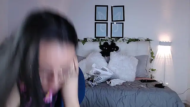 Megan 05  online show from 24, 11, 2025