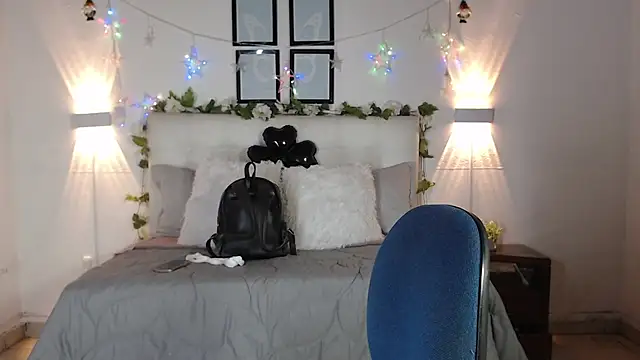 Megan 05  online show from 22, 3, 2026