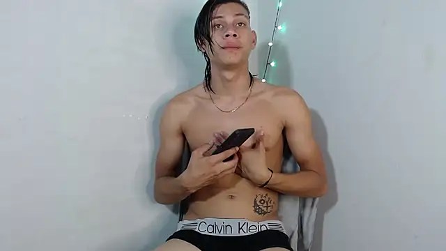 Snapshot of masterbrave420 chatting on 9, 9, 2025 masterbrave420 online show from 9, 9, 2025