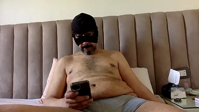 CaiBull online show from 25, 5, 2026