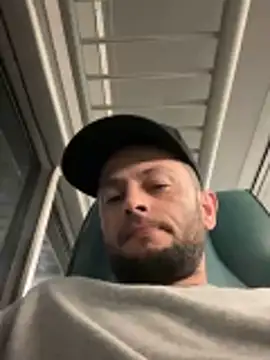 Snapshot of Carlosmauricio123 chatting on 1, 3, 2026 Carlosmauricio123 online show from 1, 3, 2026