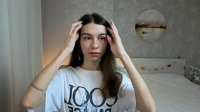 KellyShines online show from 4, 12, 2025