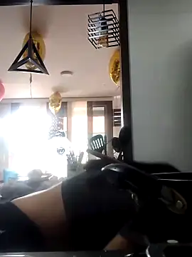 Megara 25 online show from 9, 10, 2025