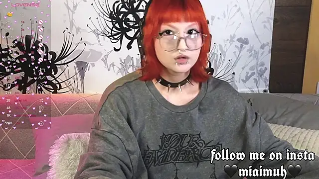 mia  yui online show from 25, 9, 2025