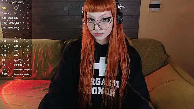 mia  yui online show from 15, 3, 2026