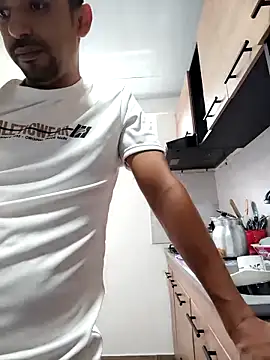 stivenlujan69 online show from 15, 2, 2026