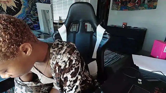 Snapshot of tsunamitori chatting on 17, 11, 2025 tsunamitori online show from 17, 11, 2025