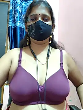 Snapshot of Sonalihot_ chatting on 2, 10, 2025 Sonalihot online show from 2, 10, 2025