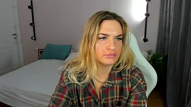 Marie Ellie online show from 23, 3, 2026