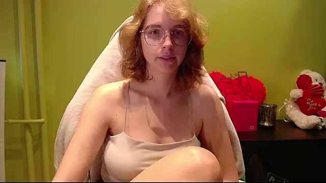 juicyPenny online show from 11, 7, 2026