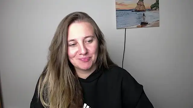 Darklure  online show from 9, 10, 2025