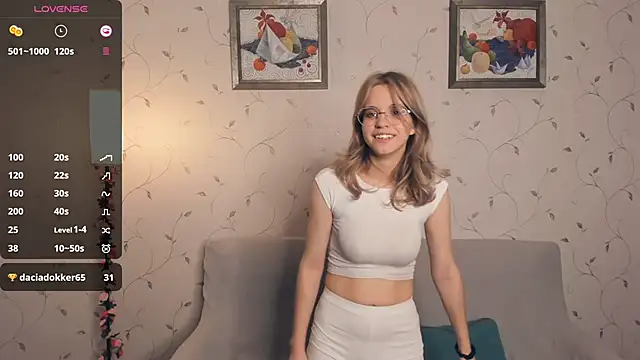 JoanBaggott online show from 19, 11, 2025