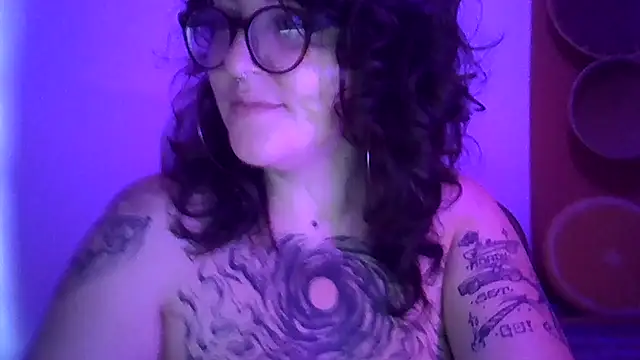 Blue Liz online show from 23, 9, 2025