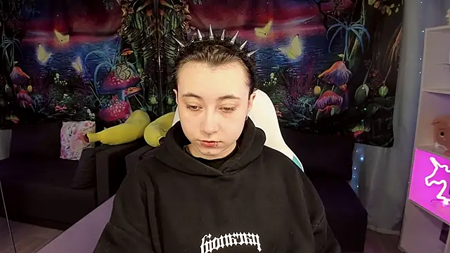 ClaraParks online show from 10, 4, 2026