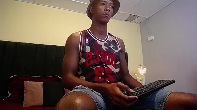blackbignude online show from 10, 7, 2026