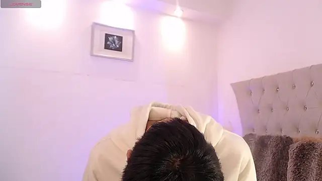 Dulcey  online show from 10, 11, 2025