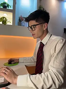 Dulcey  online show from 30, 3, 2026