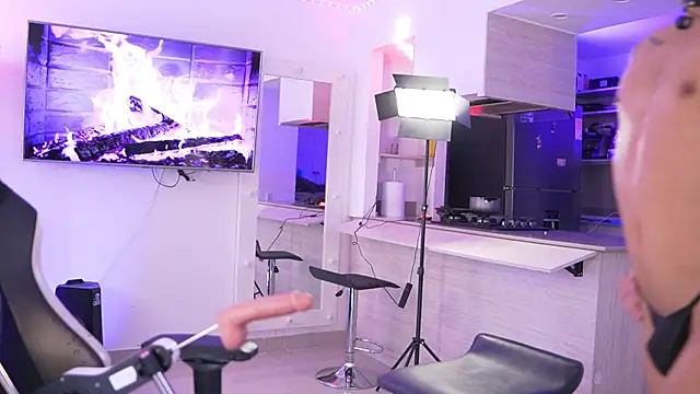 sebas palacioo online show from 23, 9, 2025