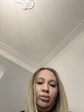 NellyExtraa online show from 7, 4, 2026