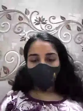 Snapshot of Zoya_G chatting on 7, 10, 2025 Zoya G online show from 7, 10, 2025