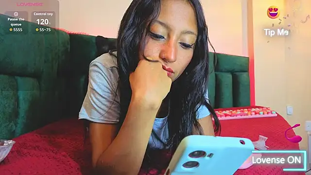 Snapshot of Sheilly_brown chatting on 15, 6, 2026 Sheilly brown online show from 15, 6, 2026
