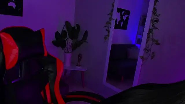 ZoeValencia1 online show from 4, 4, 2026