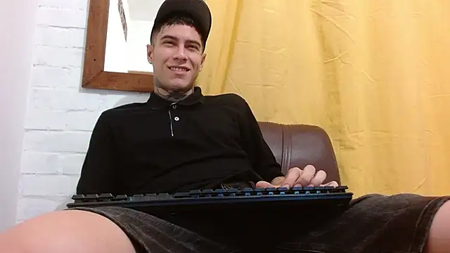 Snapshot of setthomas chatting on 13, 7, 2026 setthomas online show from 13, 7, 2026