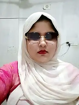 Snapshot of Nusrat-N chatting on 9, 7, 2026 Nusrat-N online show from 9, 7, 2026