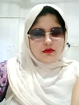 Snapshot of Nusrat-N chatting on 13, 7, 2026 Nusrat-N online show from 13, 7, 2026