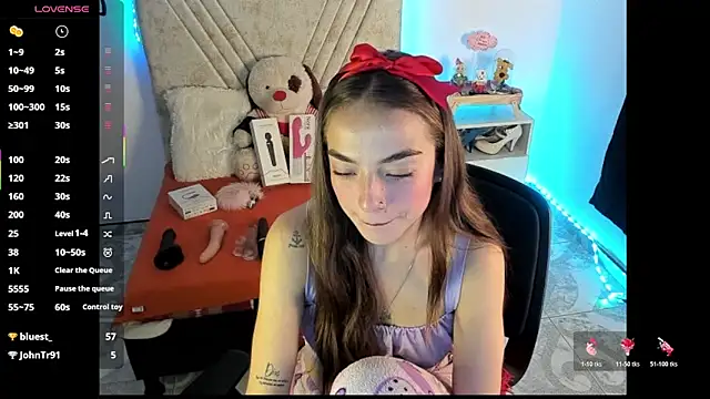 Mia Victoria22 online show from 9, 7, 2026