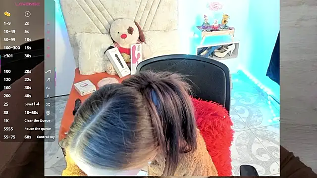 Mia Victoria22 online show from 15, 7, 2026