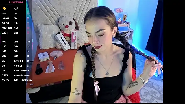 Mia Victoria22 online show from 15, 7, 2026