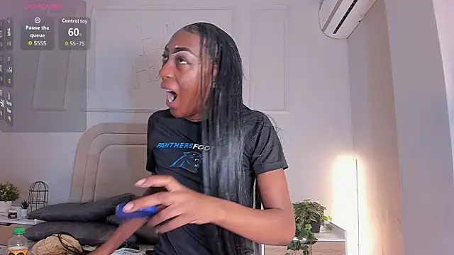 Anamonrroe online show from 26, 10, 2025