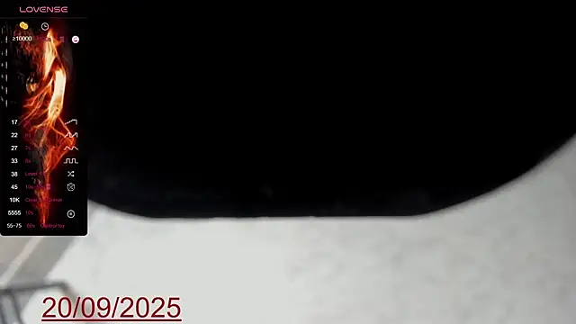 Snapshot of Ashly_Sents chatting on 20, 9, 2025 Ashly Sents online show from 20, 9, 2025