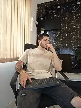Snapshot of Rafael_Mendezz chatting on 2, 7, 2026 Rafael Mendezz online show from 2, 7, 2026