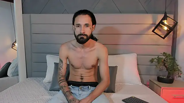 Hisoka 011 online show from 18, 9, 2025