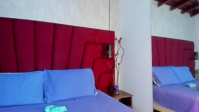 Hisoka 011 online show from 13, 11, 2025