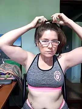 Snapshot of Merida2276 chatting on 6, 10, 2025 Merida2276 online show from 6, 10, 2025