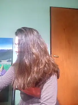 Snapshot of Merida2276 chatting on 27, 10, 2025 Merida2276 online show from 27, 10, 2025