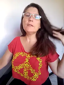 Snapshot of Merida2276 chatting on 18, 12, 2025 Merida2276 online show from 18, 12, 2025