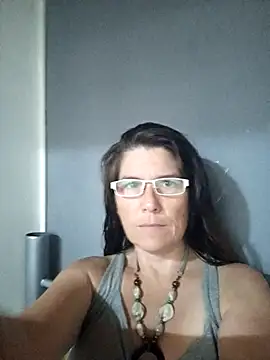 Snapshot of Merida2276 chatting on 21, 12, 2025 Merida2276 online show from 21, 12, 2025