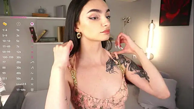Snapshot of Morena_Dolce chatting on 15, 9, 2025 Morena Dolce online show from 15, 9, 2025